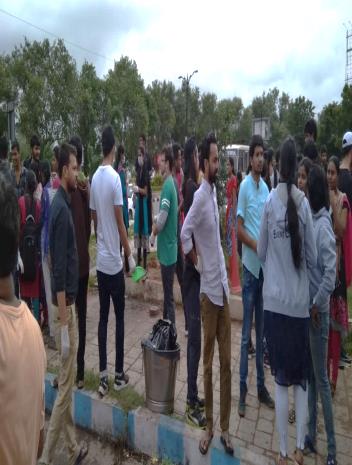D:\Asthitvam\2018\I PAC\IMG-20180812-WA0045.jpg