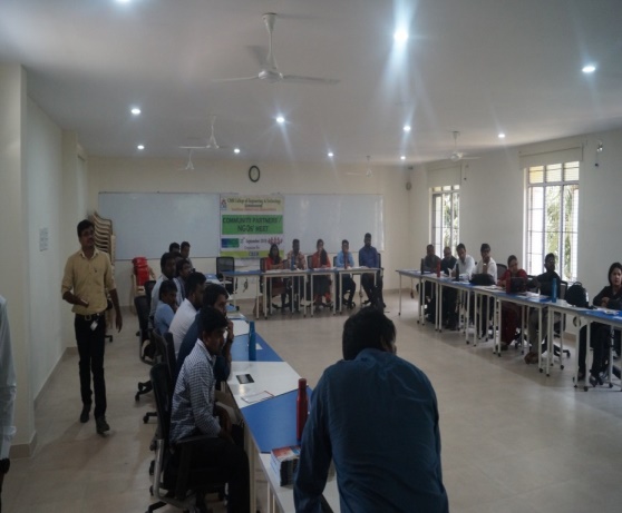 D:\Asthitvam\2018\NGO meet CMR\DSC00395.JPG